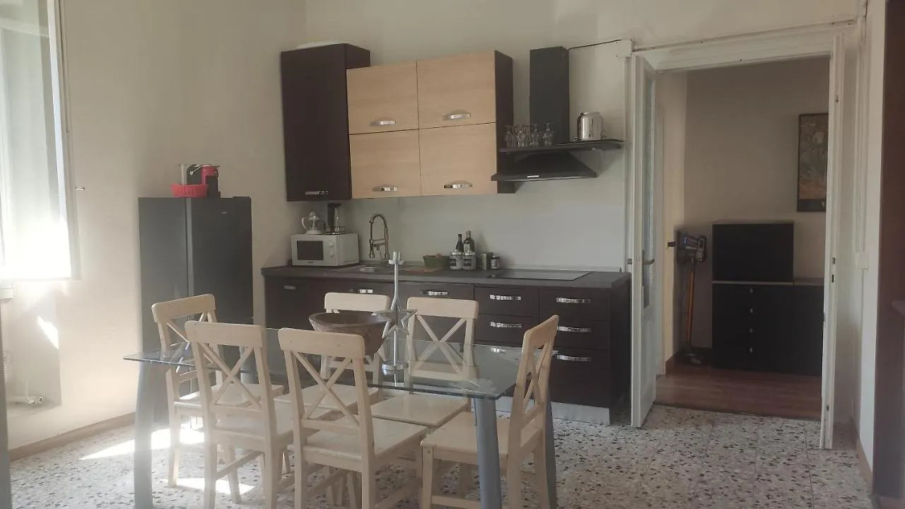 Casa Vacanze In Centro Lecco Dom wakacyjny